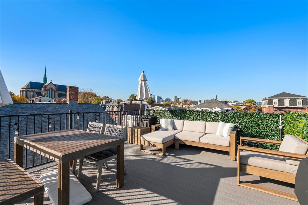 559 E 5th # 3
