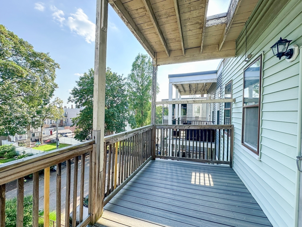 885 E 4th # 3