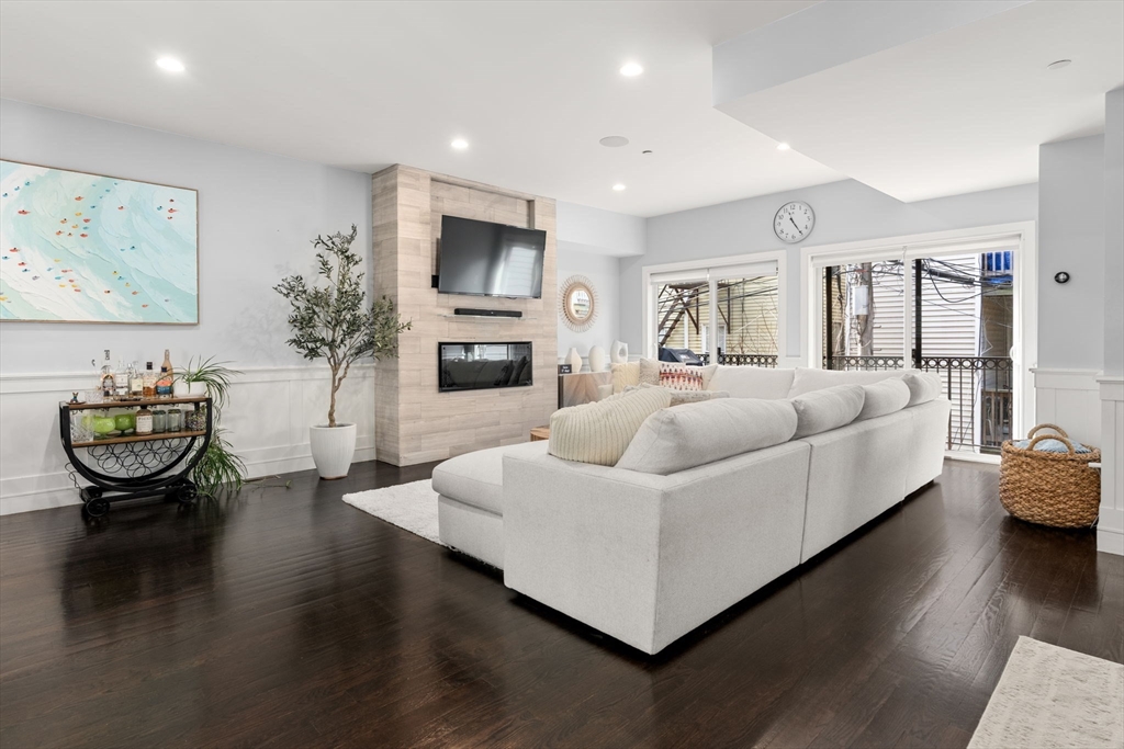 113 Dresser St # 113