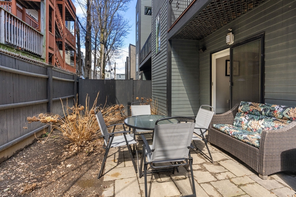113 Dresser St # 113