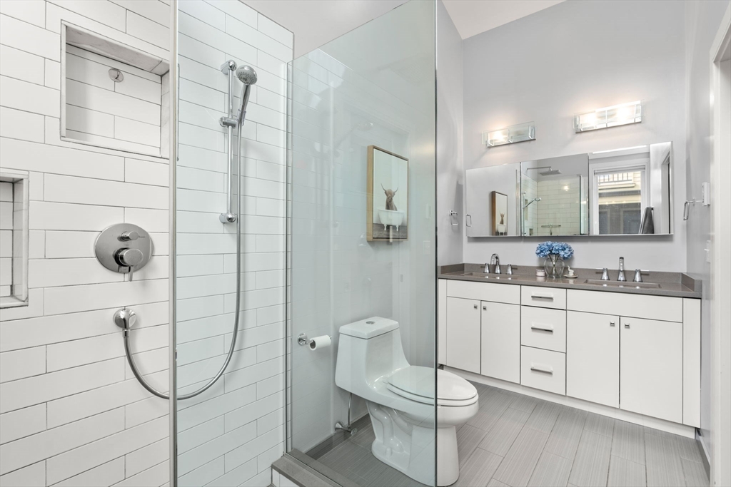 113 Dresser St # 113