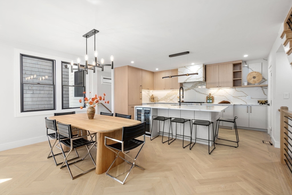 100 F St # 2