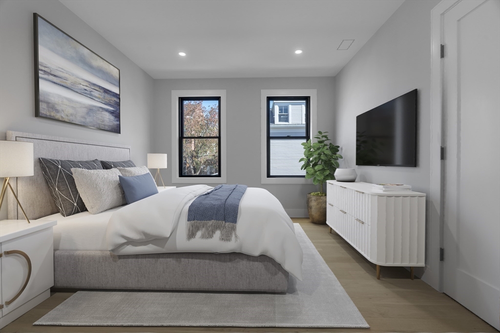 100 F St # 2