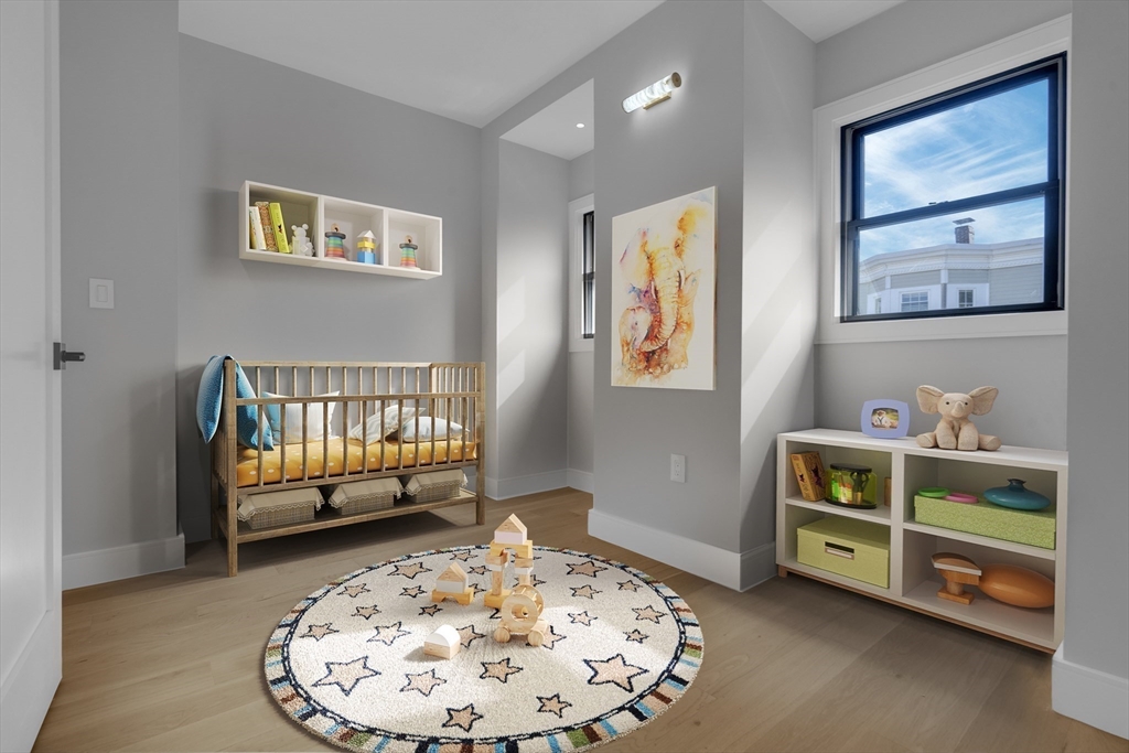 100 F St # 2