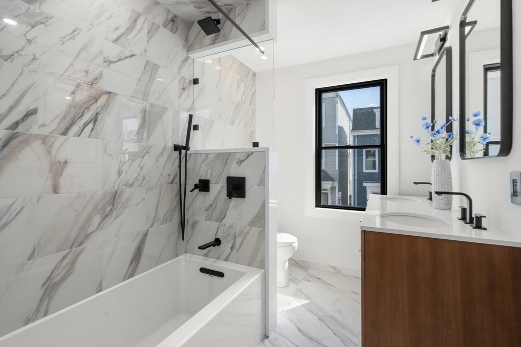 100 F St # 2