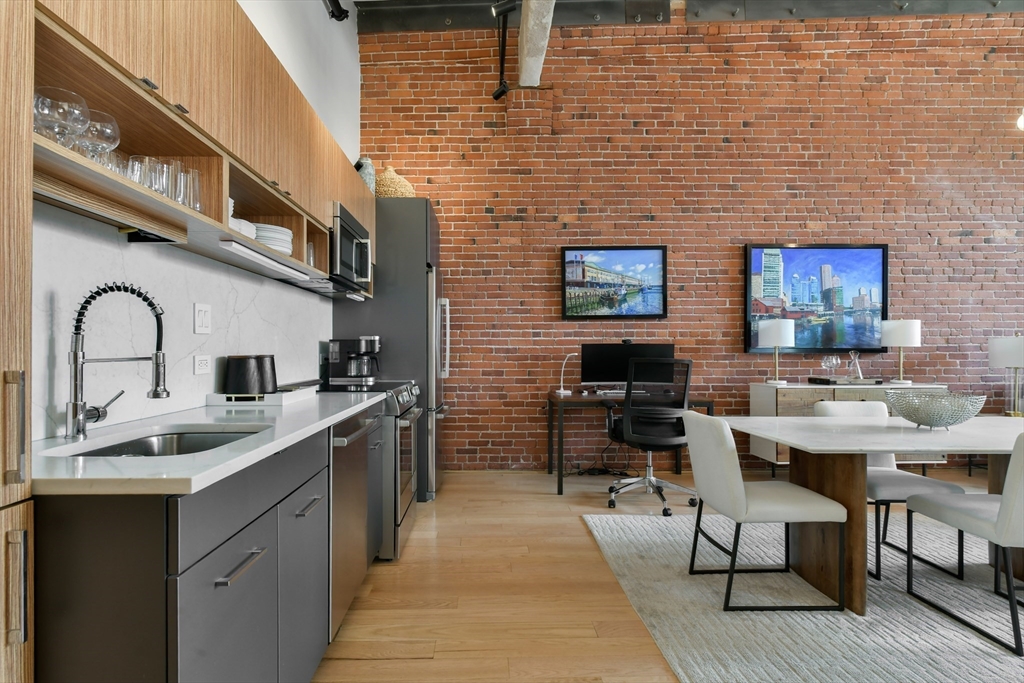 319 A St # 502