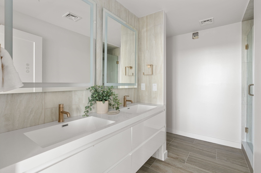 125 Lowell Street # 6B