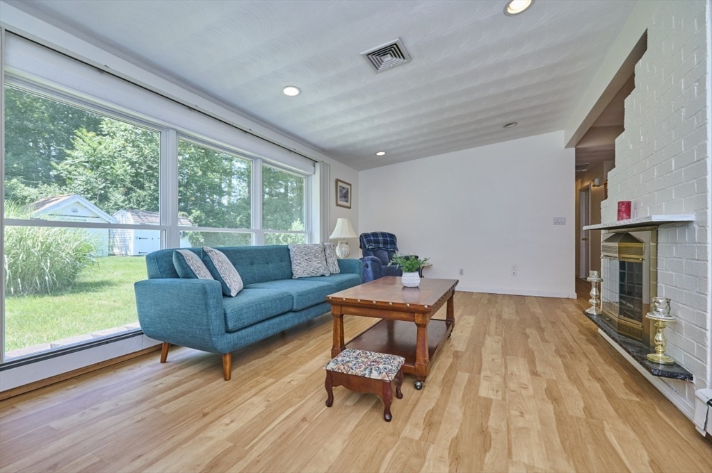 9 Sheffield Rd