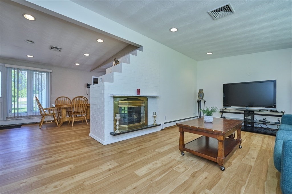 9 Sheffield Rd