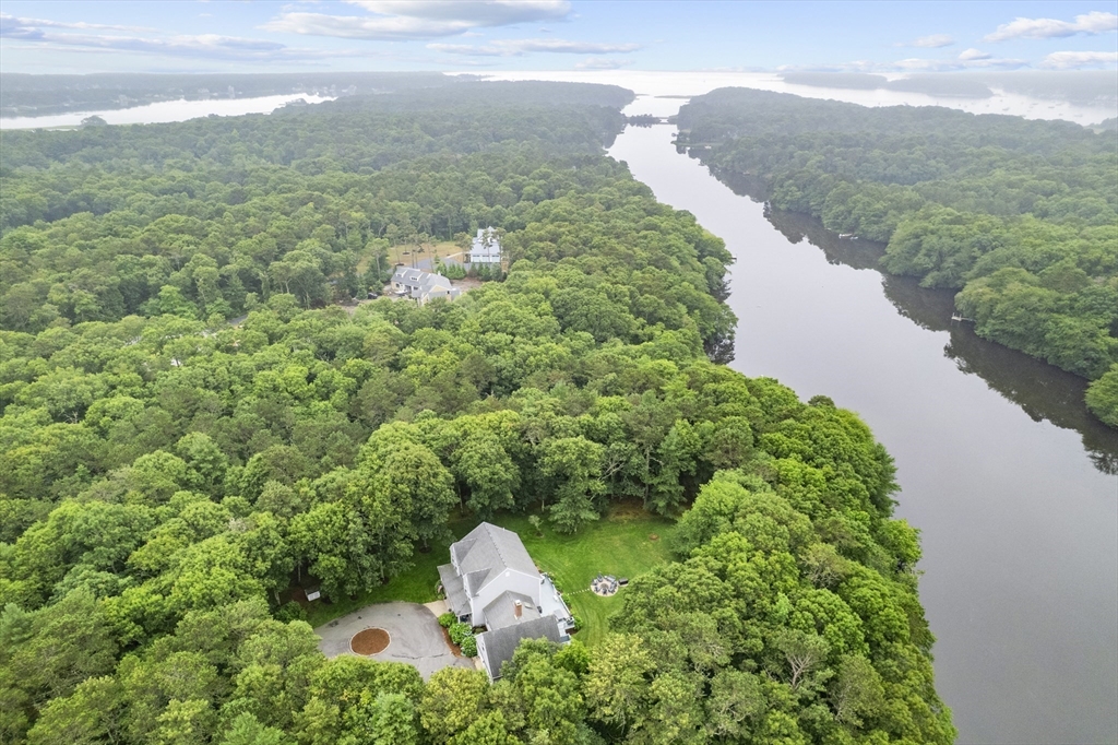 95 Red Brook Rd