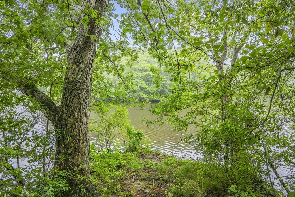95 Red Brook Rd
