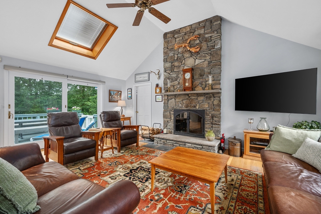 95 Red Brook Rd