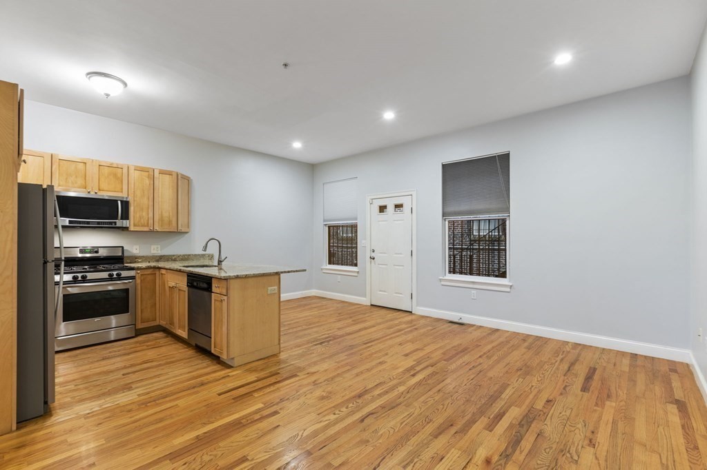 873 Harrison # 873