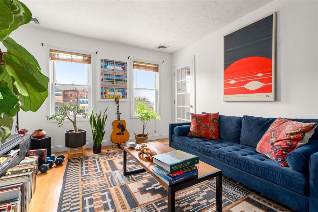 372 Athens St # 2