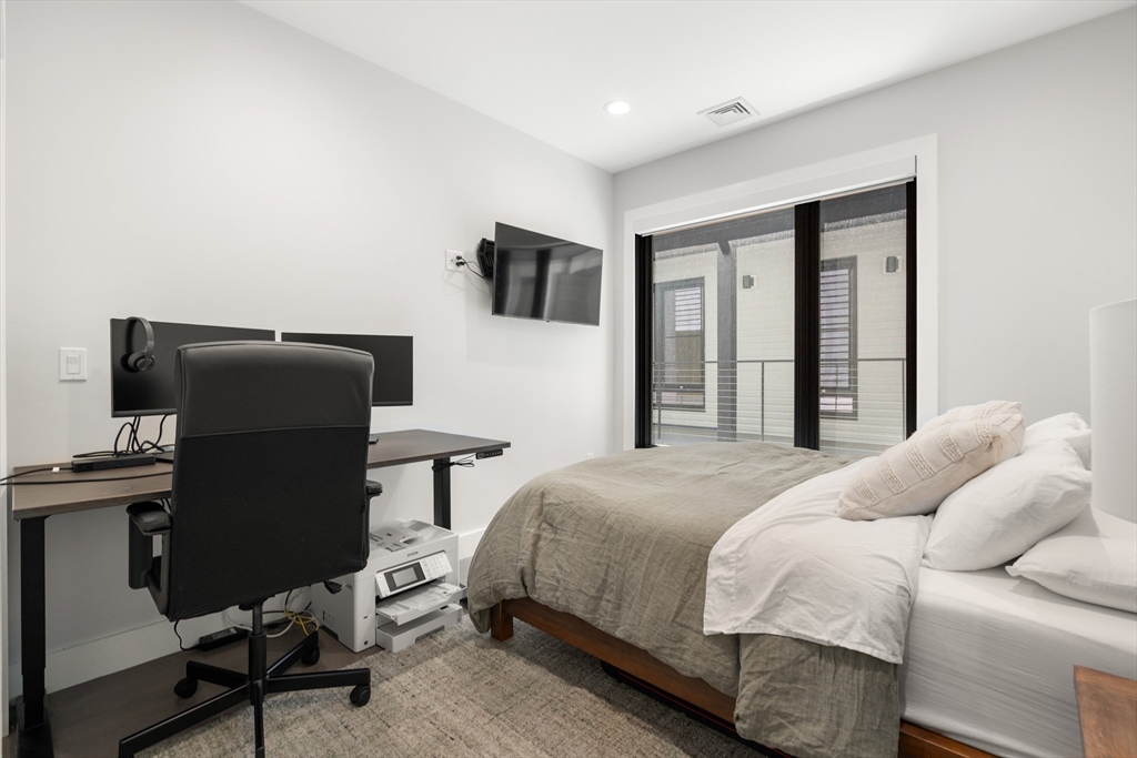 39 A St # 16