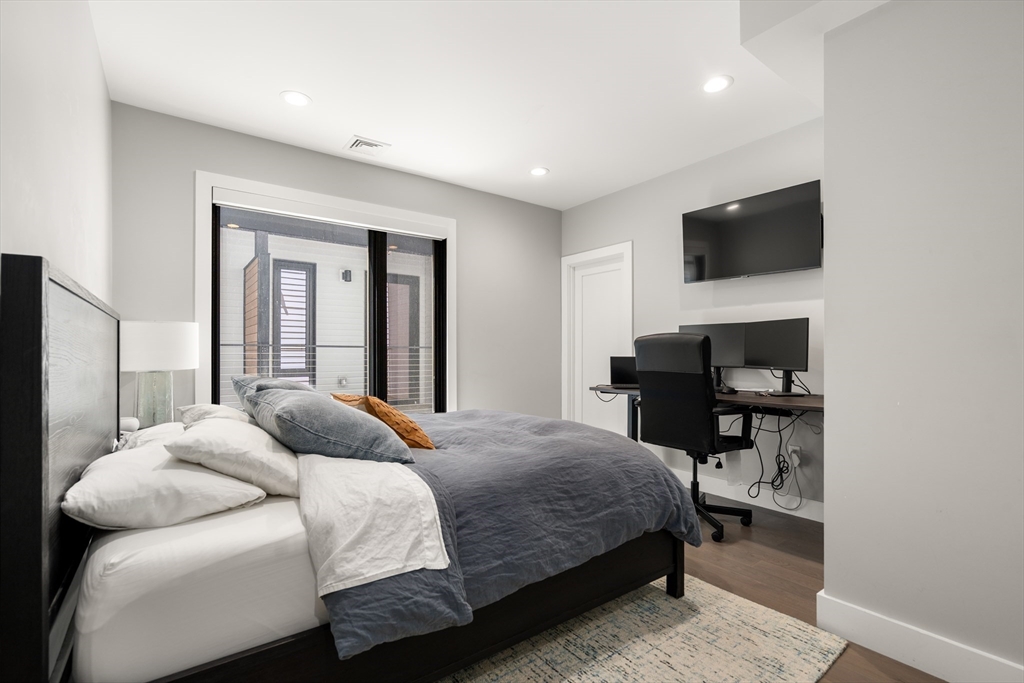39 A St # 16