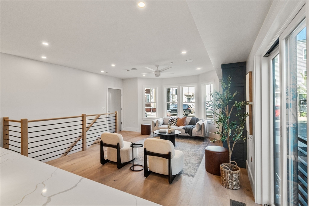 527 East 7th Street # 1