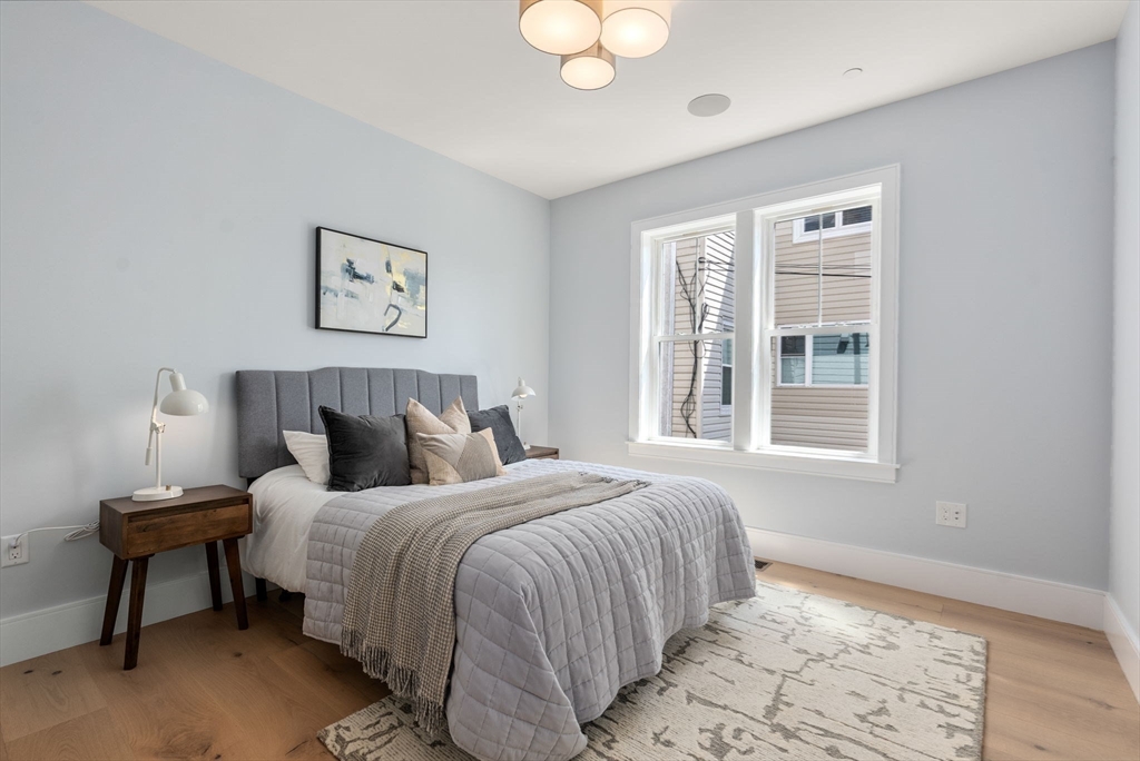527 East 7th Street # 1