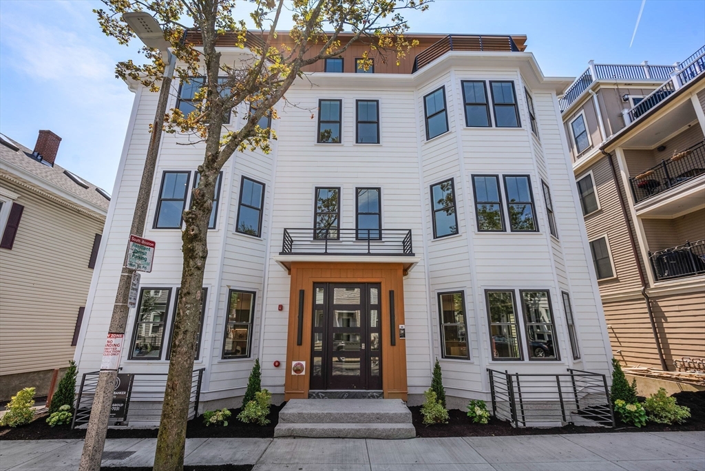 527 East 7th Street # 1