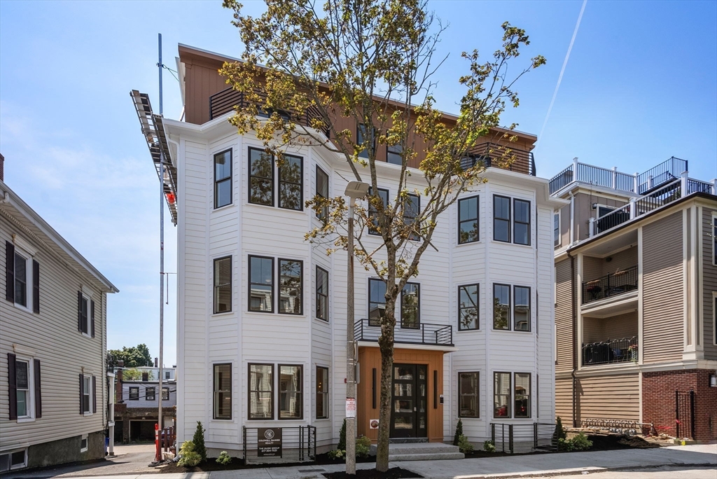527 East 7th Street # 1
