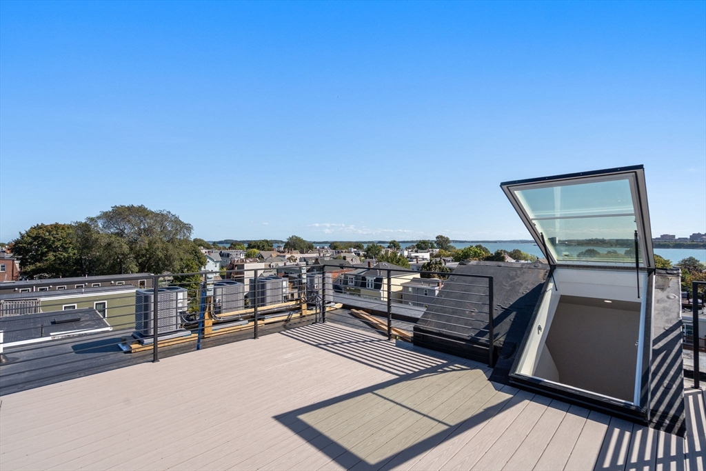 527 East 7th Street # 7