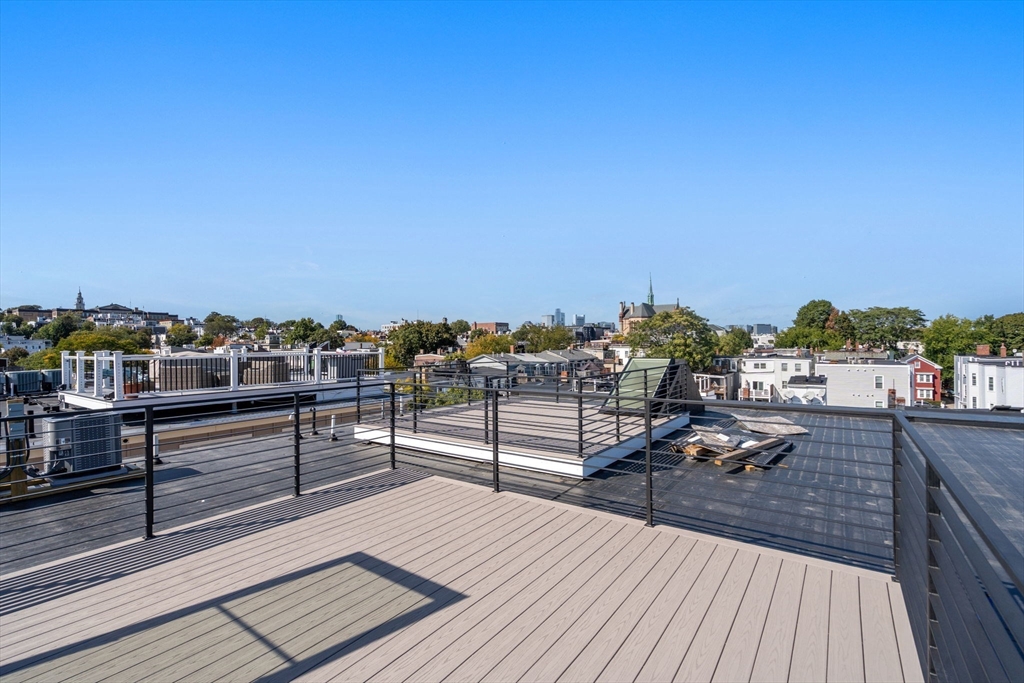 527 East 7th Street # 7