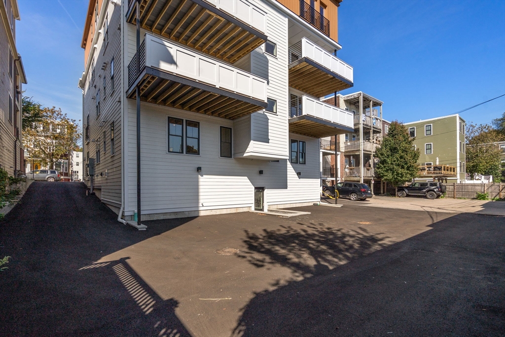 527 East 7th Street # 7