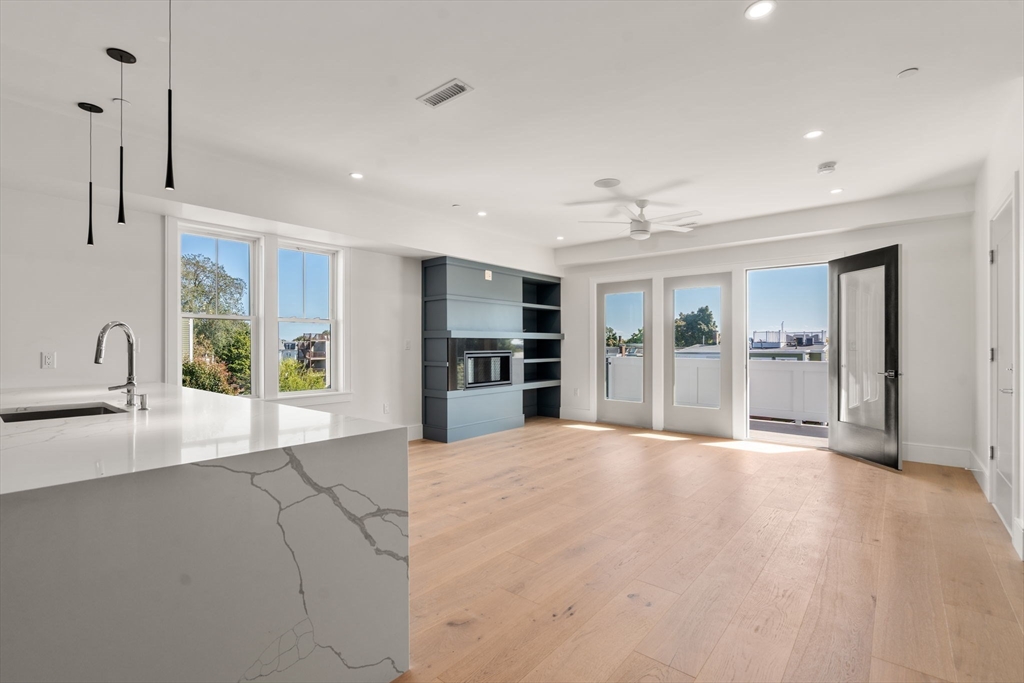 527 East 7th Street # 5