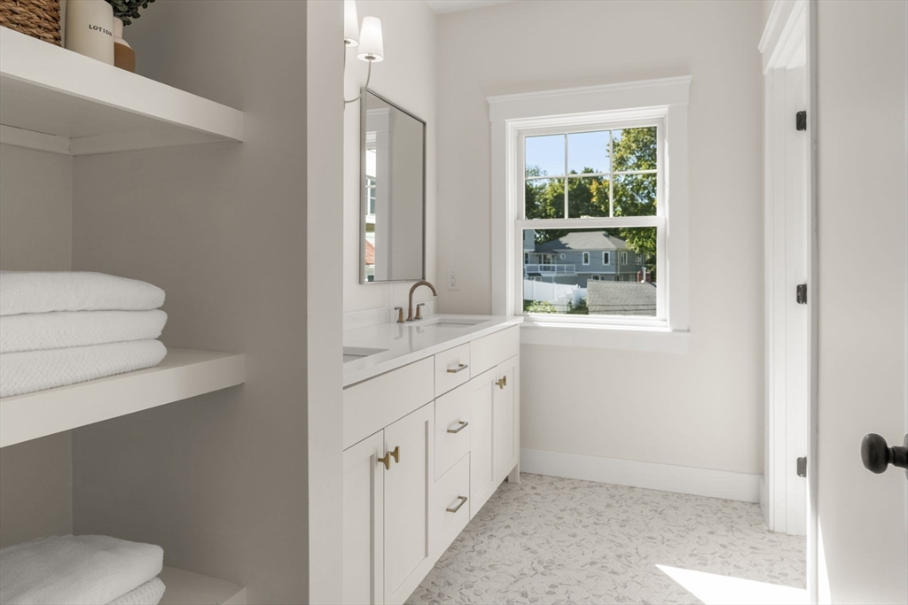 81 Kimball Beach Rd