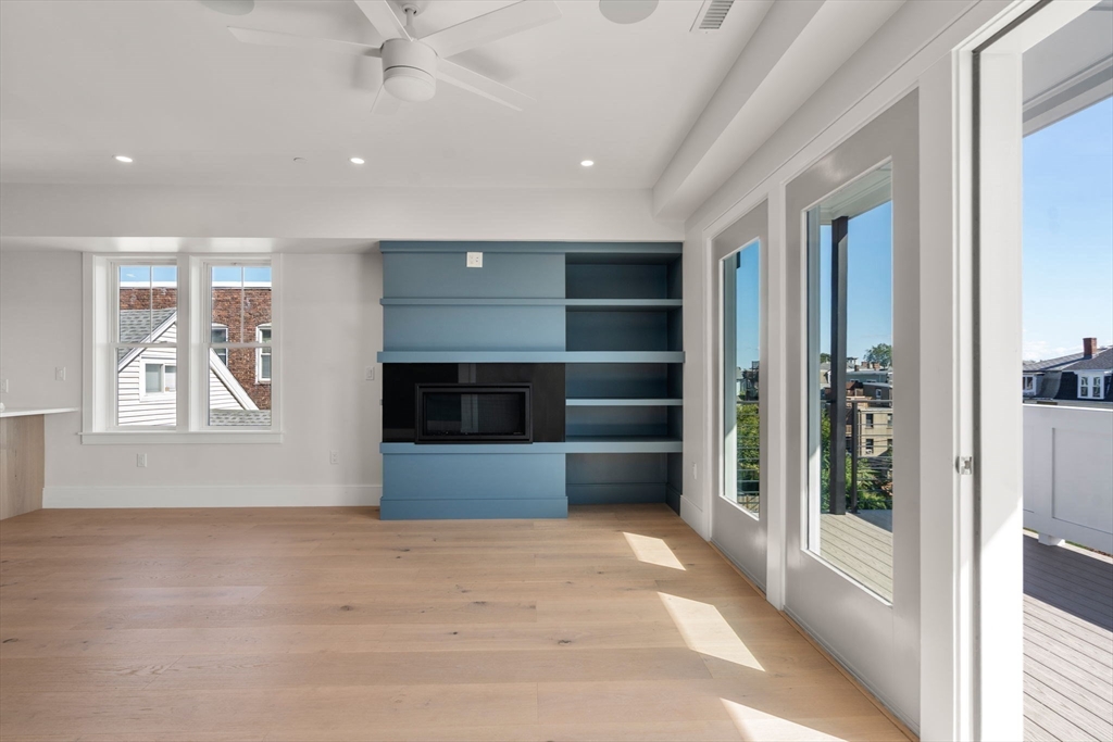 527 East 7th Street # 6