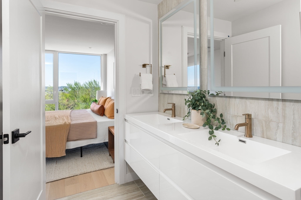 125 Lowell Street # 503, Somerville Unit: 503