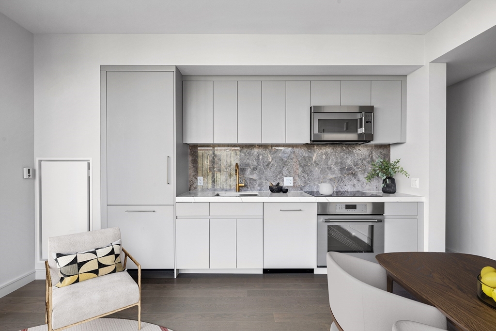 55 Lagrange St # 1507