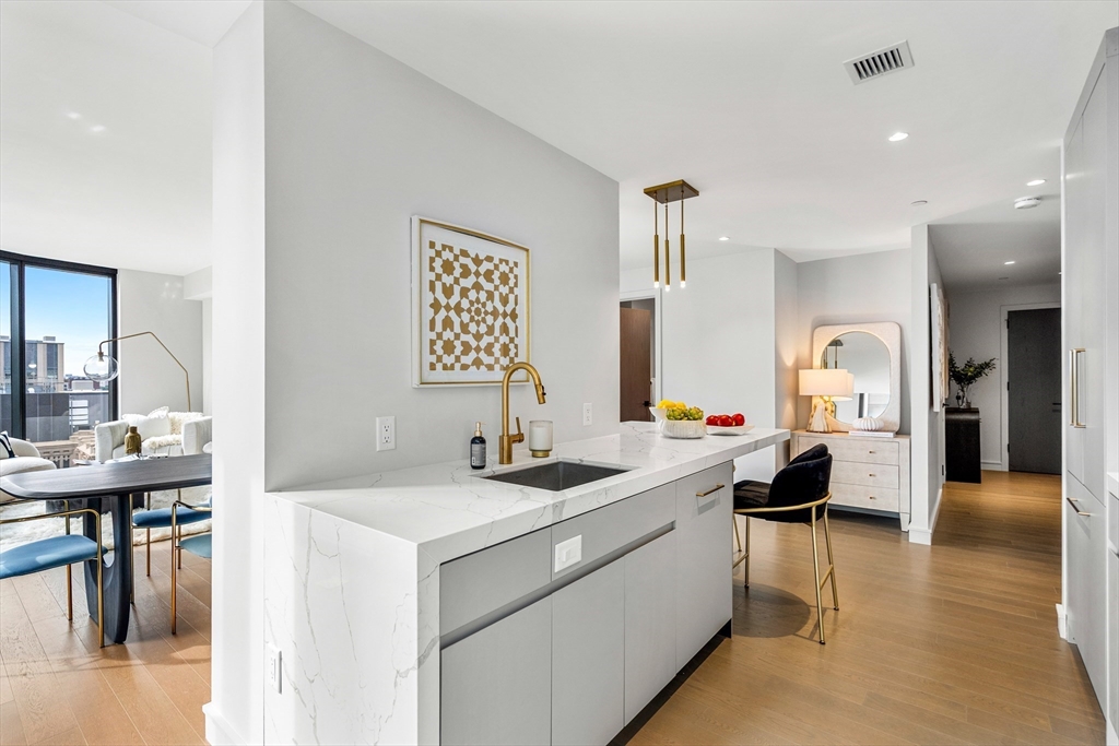 55 Lagrange St # 1802