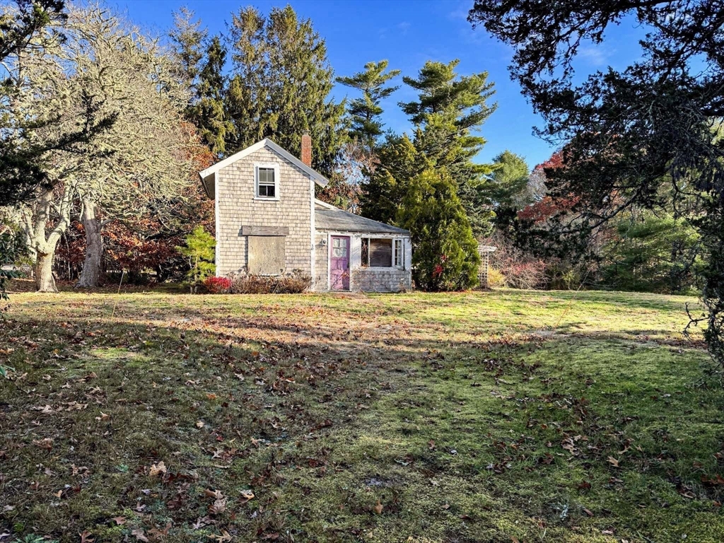 30 Pond St