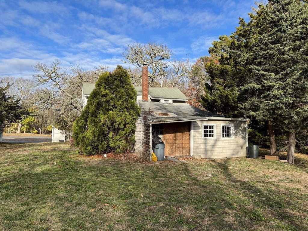 30 Pond St