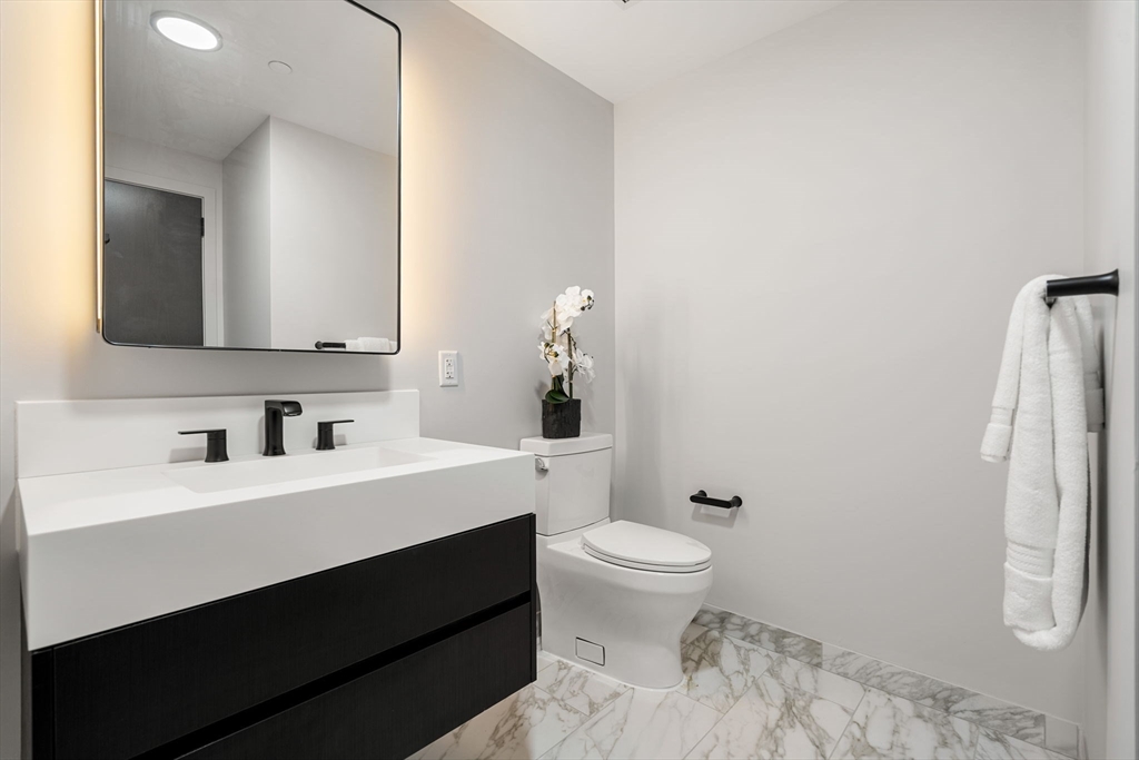 55 Lagrange St # 1805