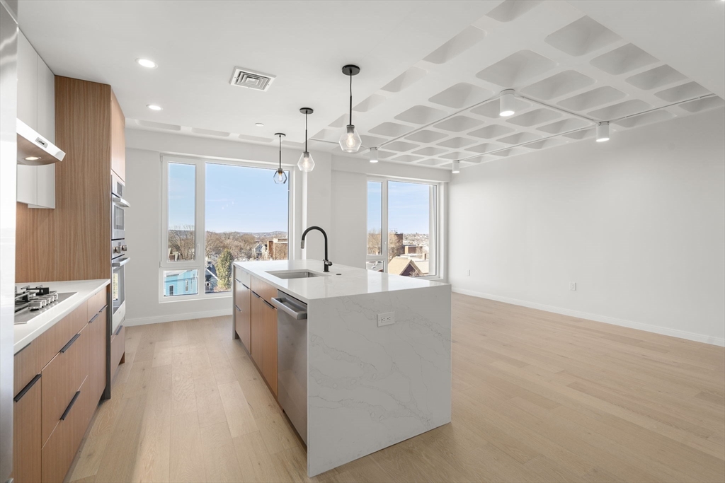 125 Lowell Street # 603