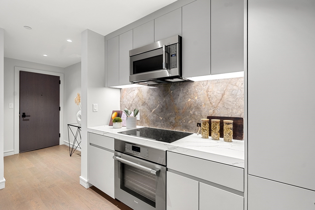 55 Lagrange St # 1901