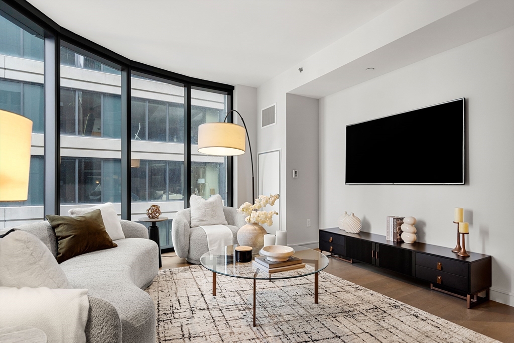 55 Lagrange St # 1901