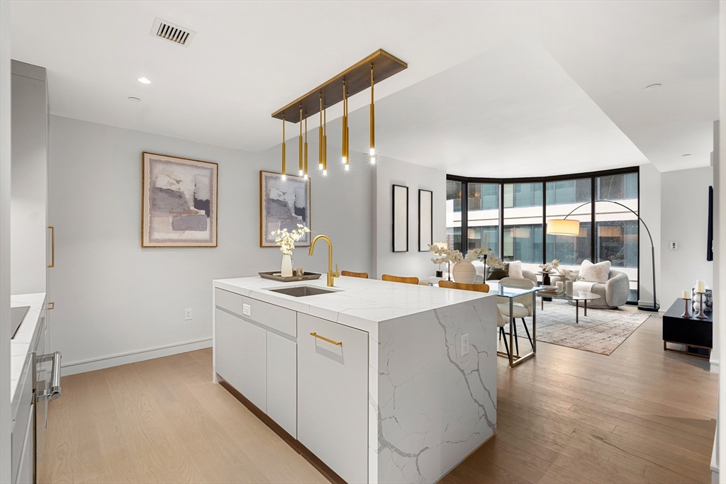 55 Lagrange St # 1901