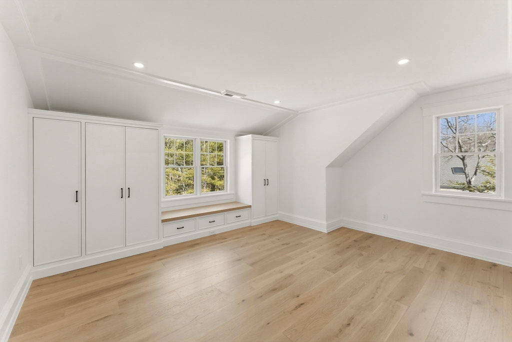 10 Dawson Way