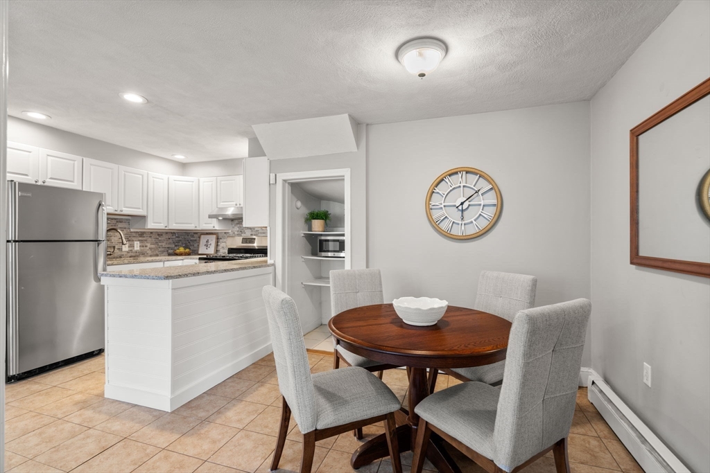 14 Mallet St # 1
