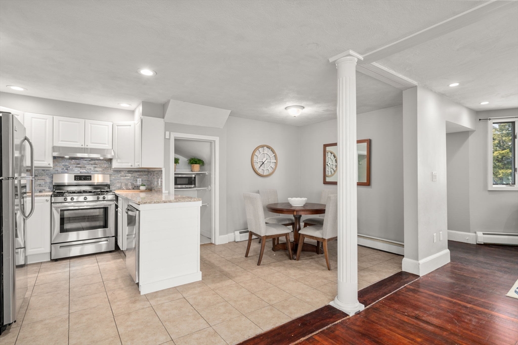 14 Mallet St # 1