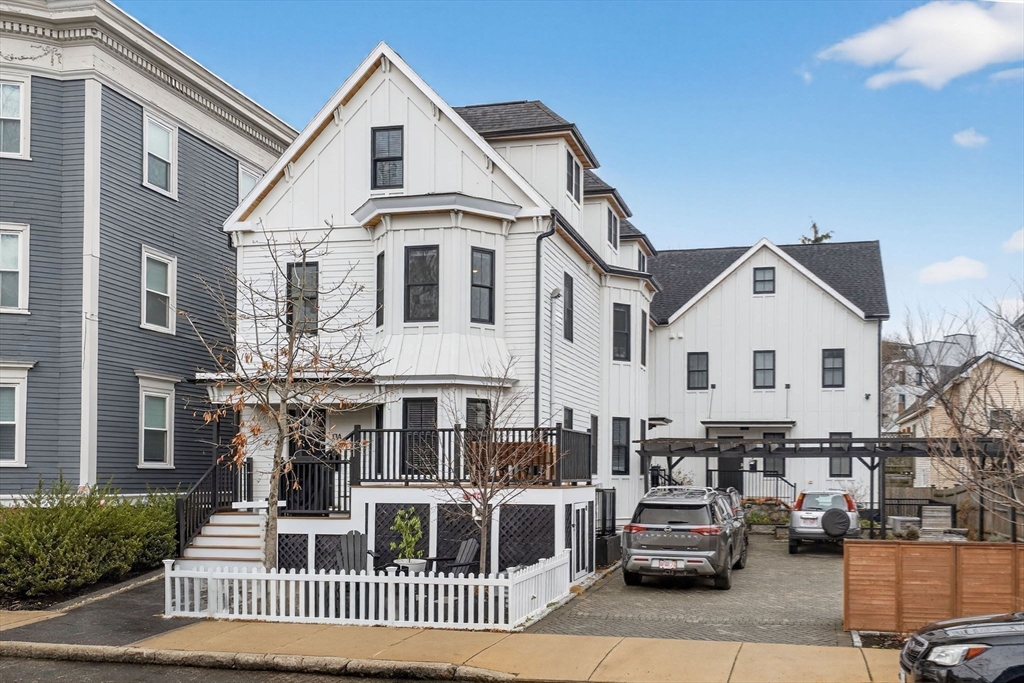 13 Quincy St # A