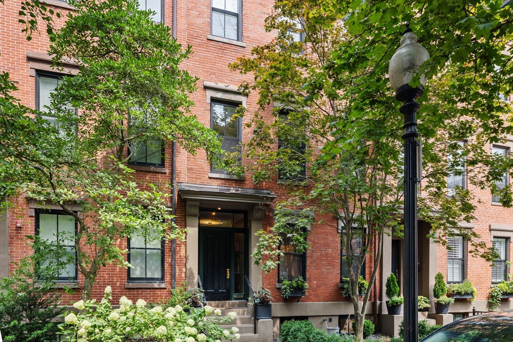 135 W. Concord St # 1