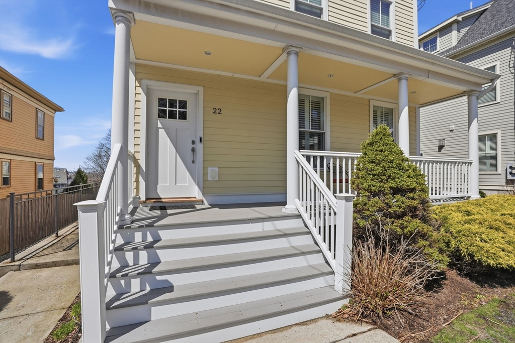 22 Grampian Way # 22
