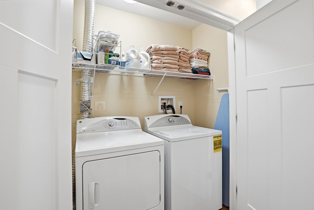22 Grampian Way # 22