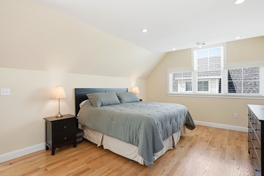 22 Grampian Way # 22
