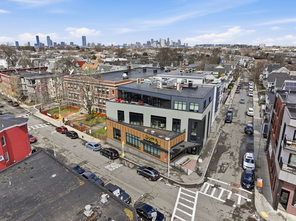 22 Grampian Way # 22