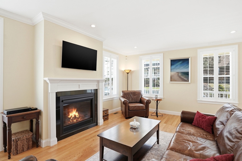 22 Grampian Way # 22